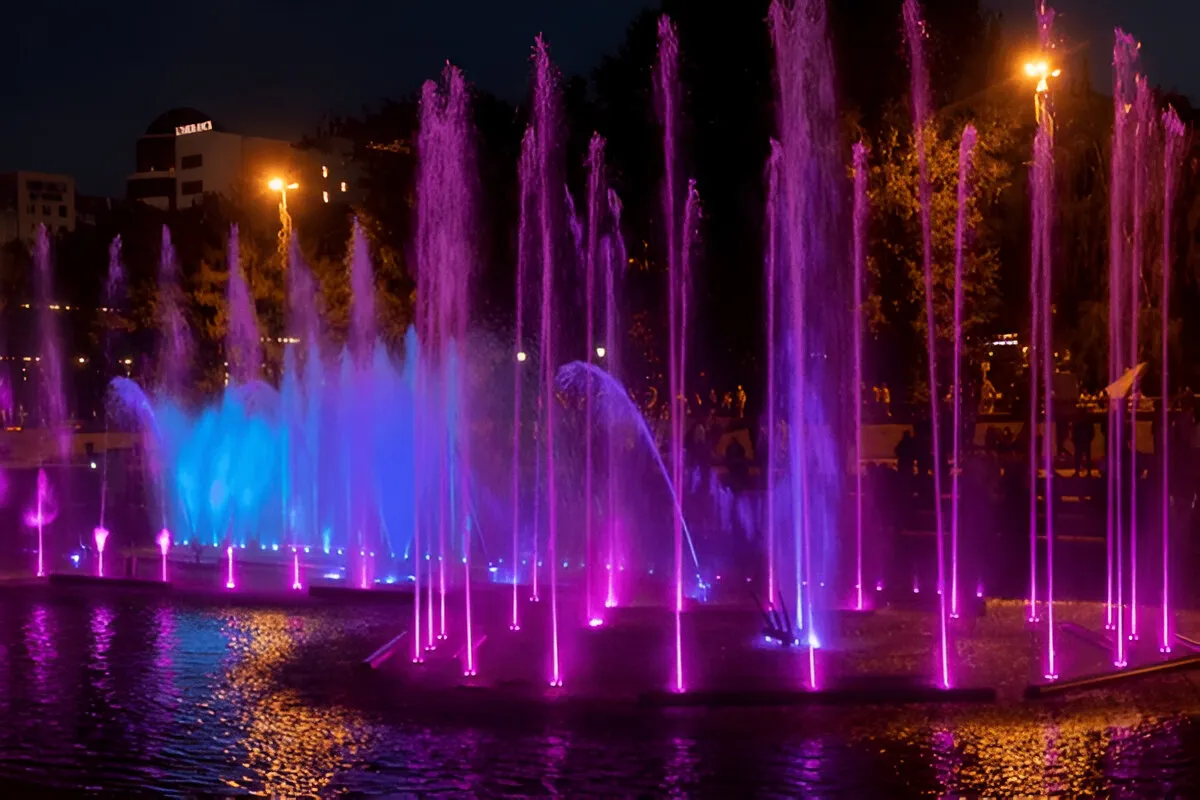 Arch Fountains for Aquatic Ecosystems: Aeration Benefits