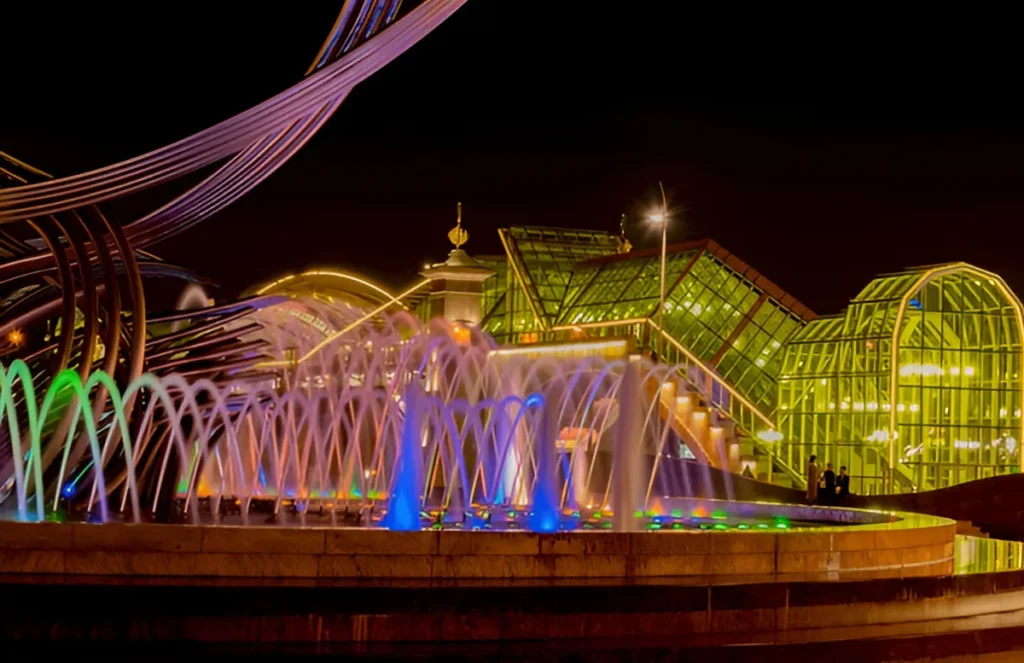 Fontaine du Quai Paquet, Paris River Fountain