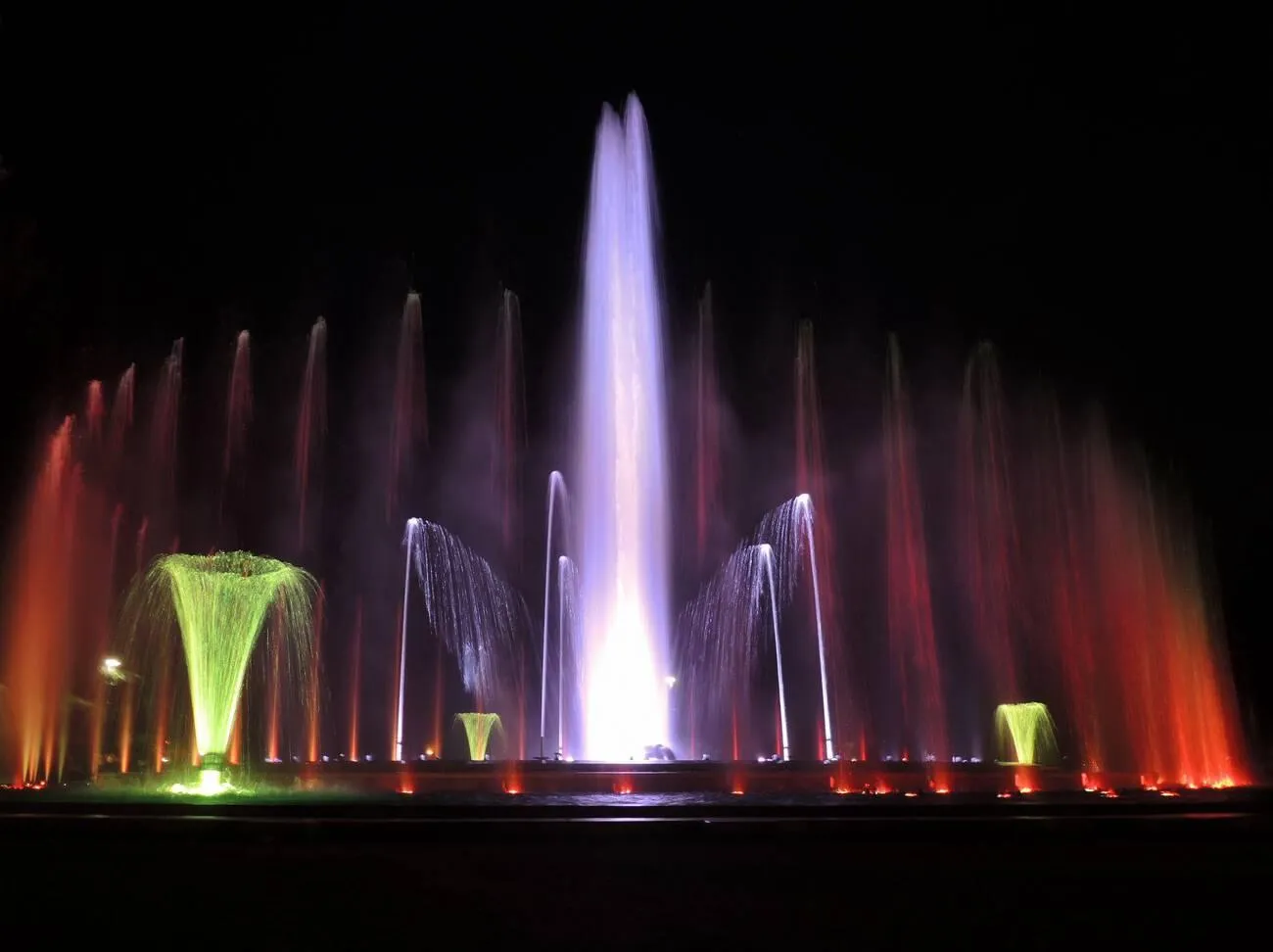 Musical fountains, modern fountain designs, multimedia, technology