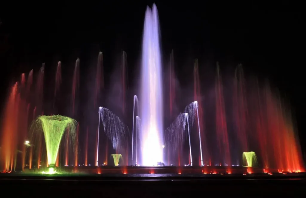 Musical fountains, modern fountain designs, multimedia, technology