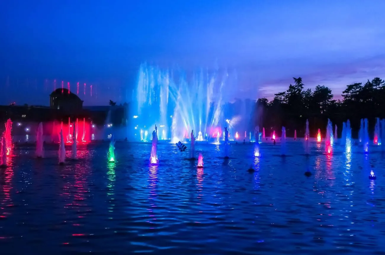 Musical fountains, water features, interactive design