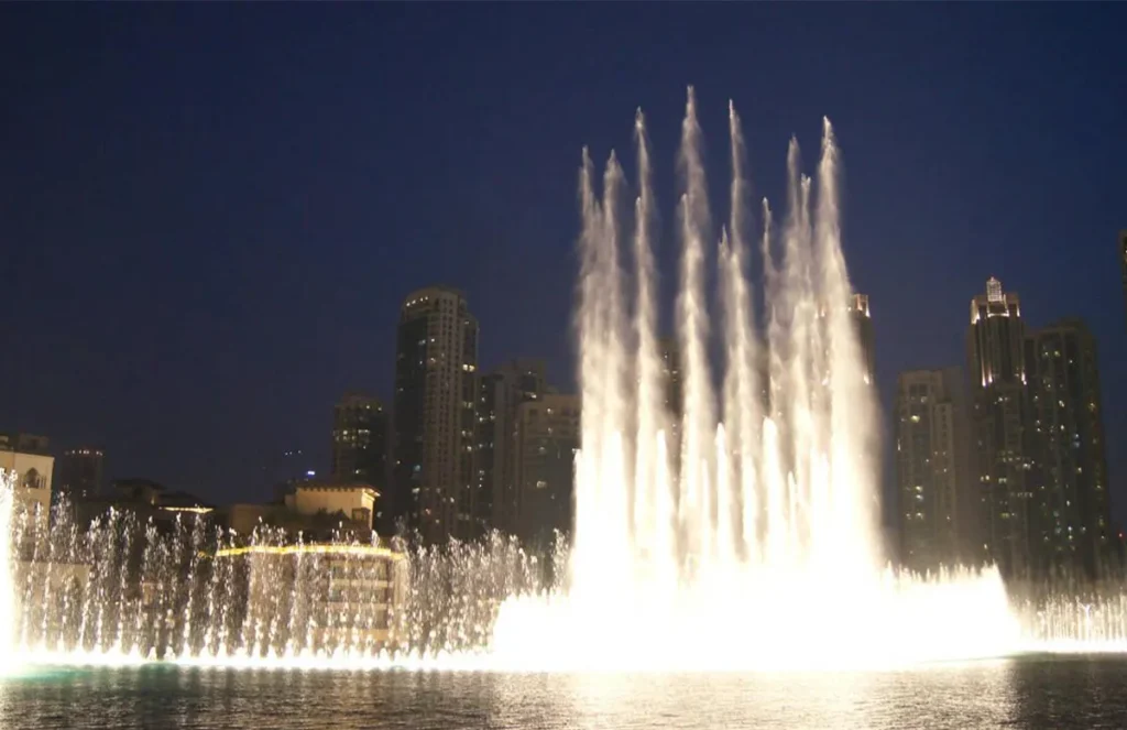 Modern Water Wall Design with LED Lighting Enhancing Interior Spaces