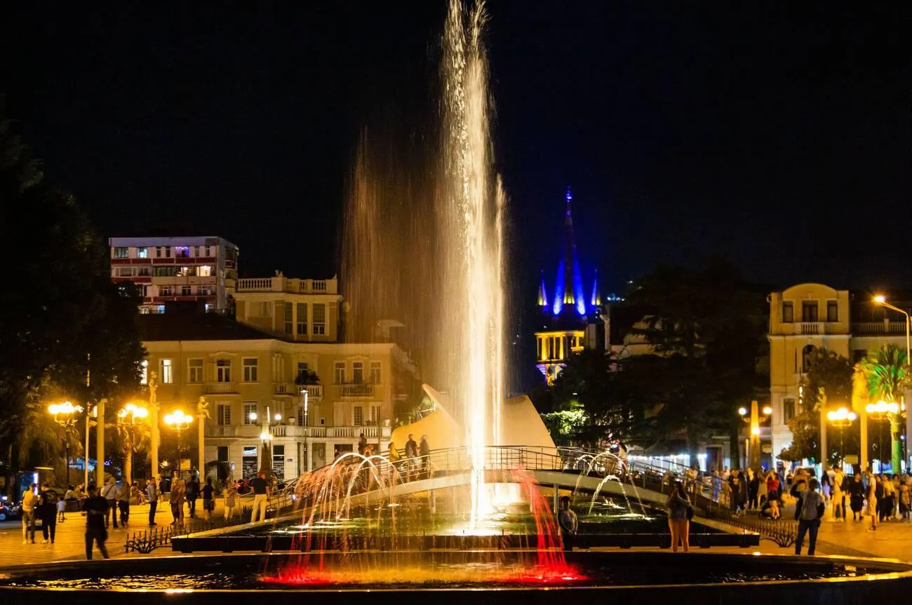 multimedia water shows
