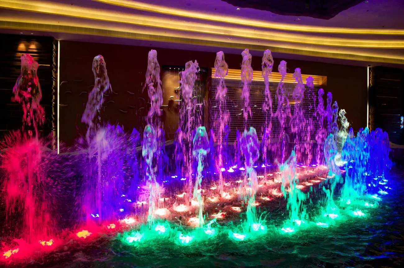 Dandelion Fountain