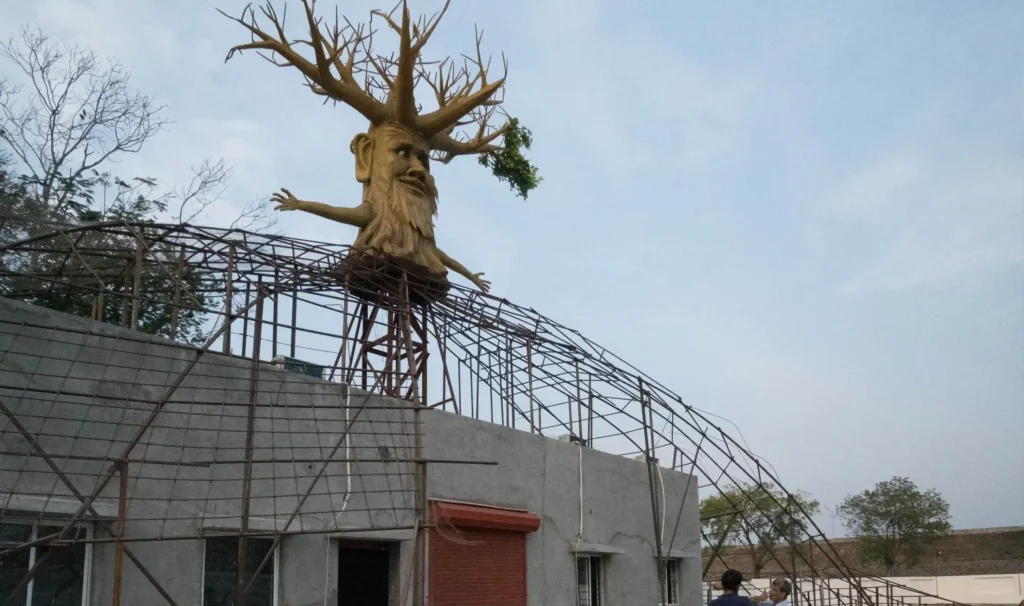 Water laser show installation, Aatapi Wonderland, Vadodara, Gujarat