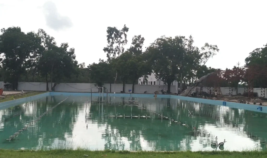 Water laser show installation, Aatapi Wonderland, Vadodara, Gujarat