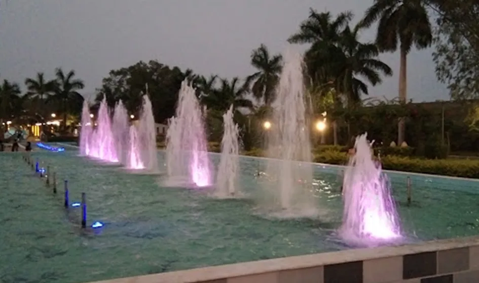 Garden Fountain installation, Aatapi, Vadodara, Gujarat