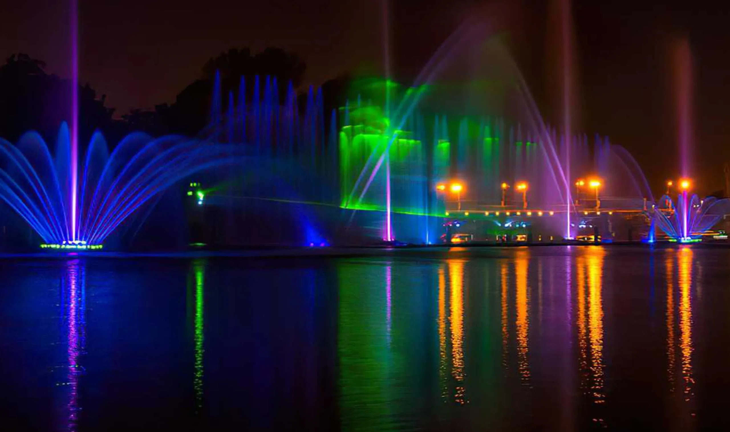 180 meter hyderabad musical fountain